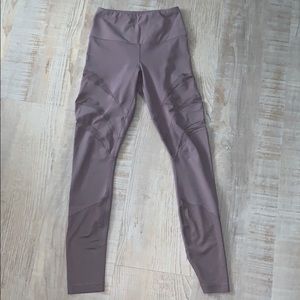 Yogalicious dusty purple mesh leggings